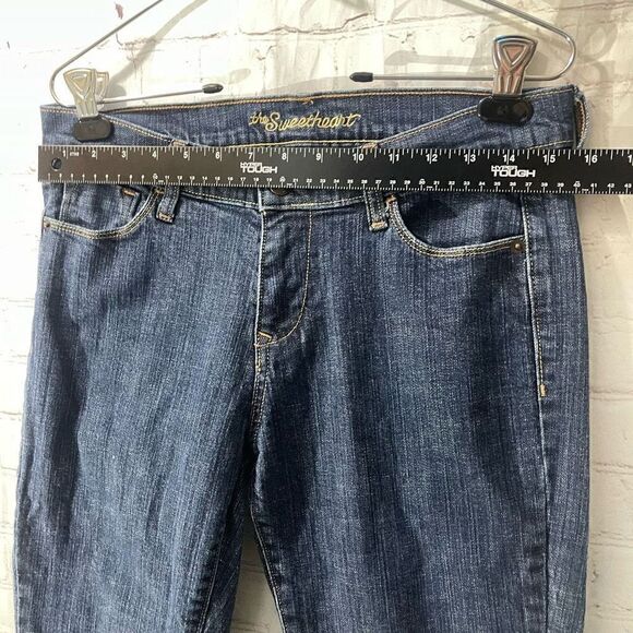 Old Navy Sweetheart Jeans  - Picture 3 of 6